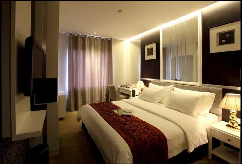 בנדונג Gino Feruci Braga By Kagum Hotels חדר תמונה